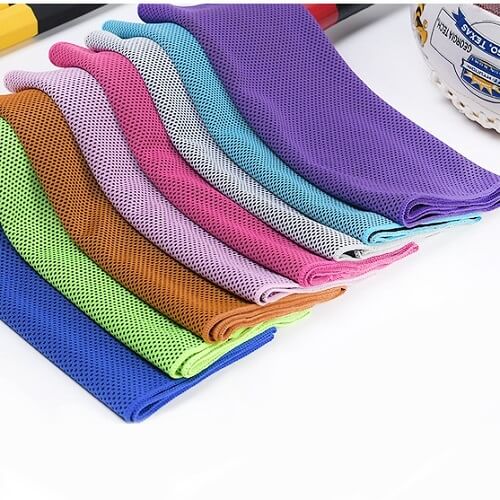 Singapore Supplier Cooling Towel In Silicone Pouch